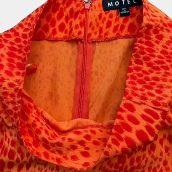 Motel Rocks Womens Two Piece Chelin Crop Top & Skirts Cheetah Tangerine Size XXS - Picture 6 of 11